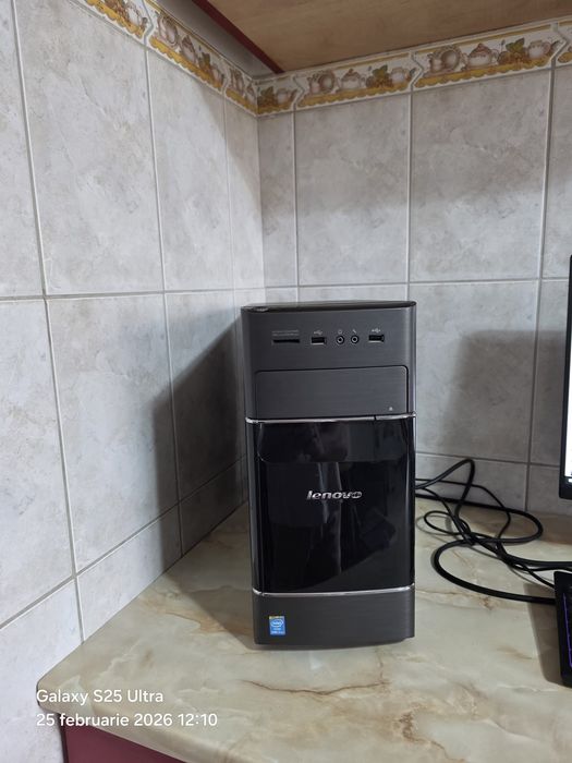 Vând calculator Intel i7 4770 Quad  core ssd 120gb