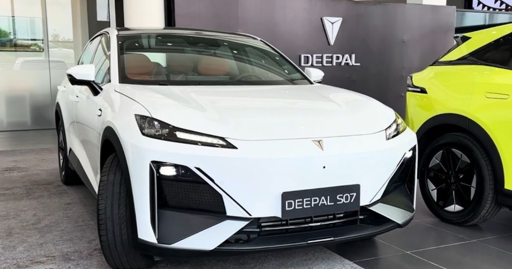 Deepal S07 sotiladi yengi chet sprafka avtosalon ofitsialniy salondan