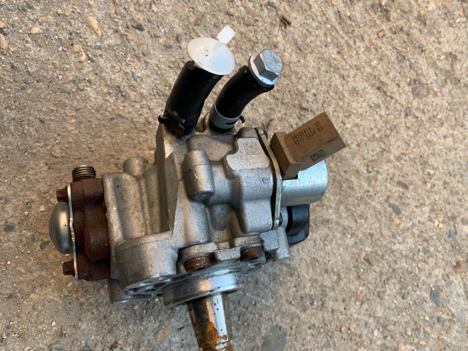 Помпа високо налягане Delphi vw audi фолксваген ауди 2.0 tdi