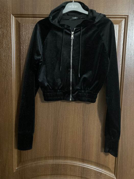 Продам женский костюм