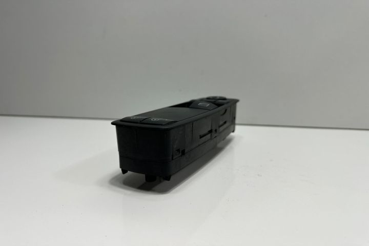 Panou comanda geamuri cu defect 1698206910 Mercedes-Benz A-Class W169