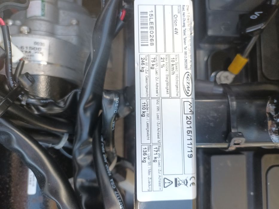 Scuter electric persoane cu dizabilități