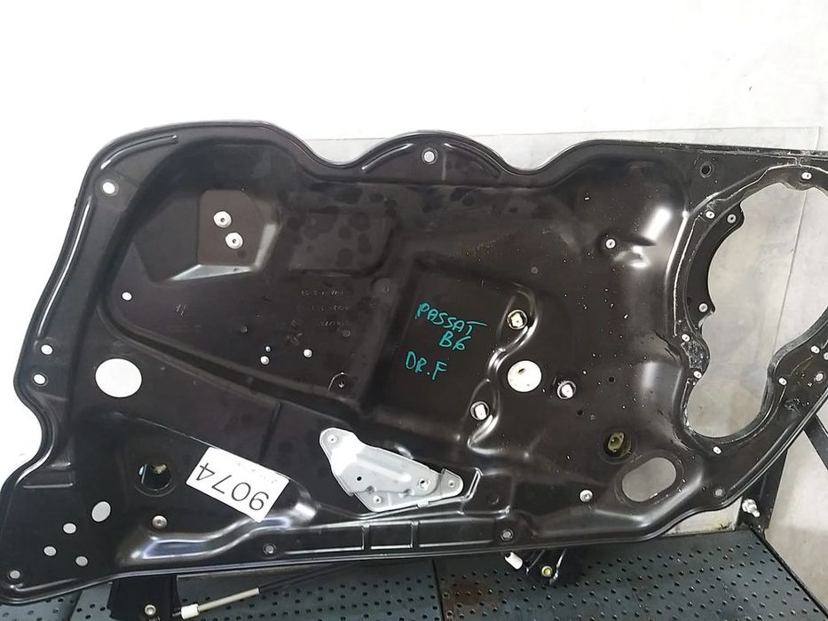 Macara geam electric dreapta fata vw passat b6 3c1837756l 981220109