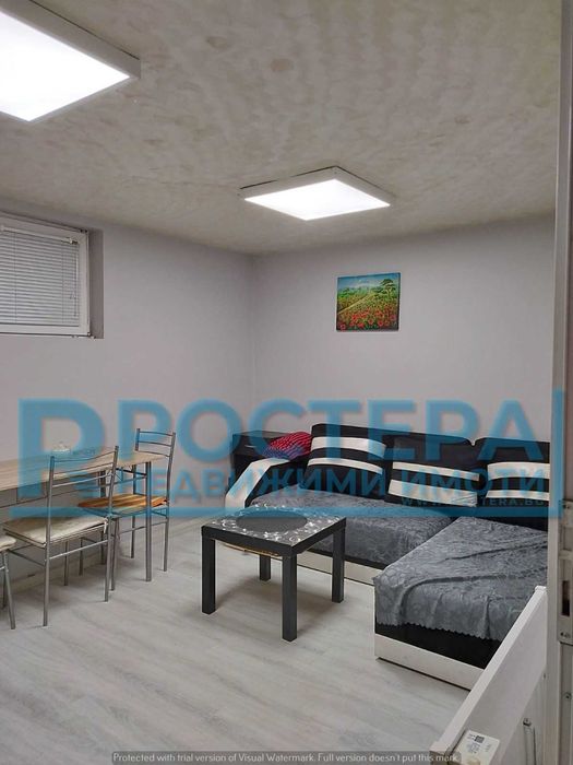 Помещение за Офис! Студио-Салон!