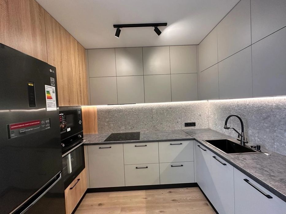 Строители, левкас, покраска