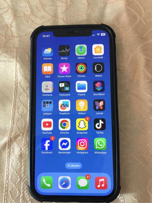 Vând ipon 12 in stare foarte buna mai multe detalii la telefon