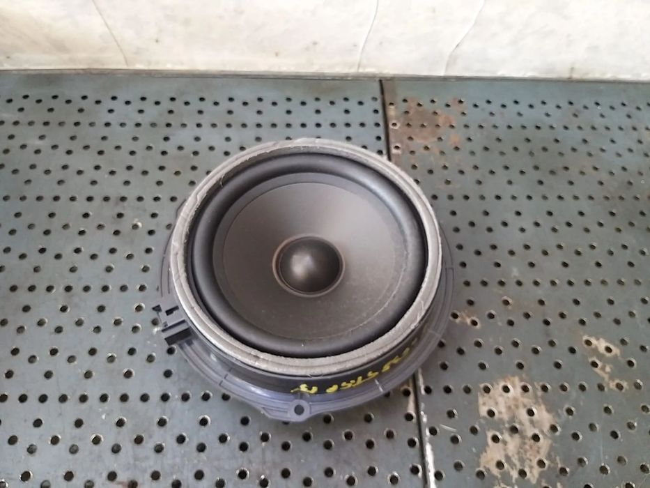 Boxa audio stanga spate land rover range rover evoque l538 bj3218808cc