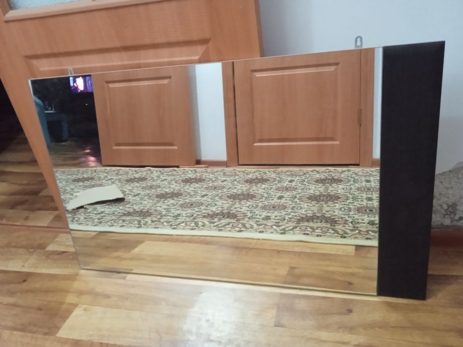 Продается зеркало