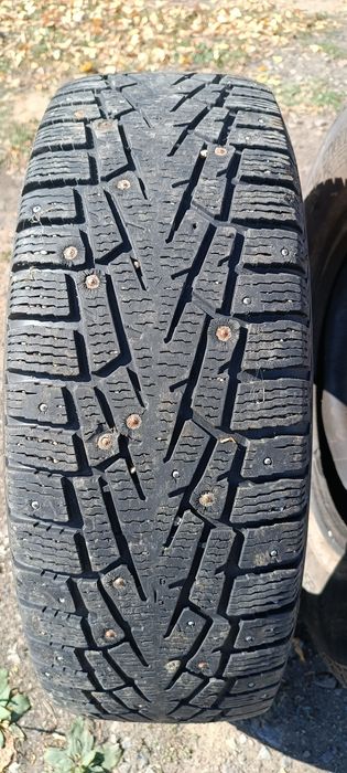 Продам 2 баллона 245х70х16