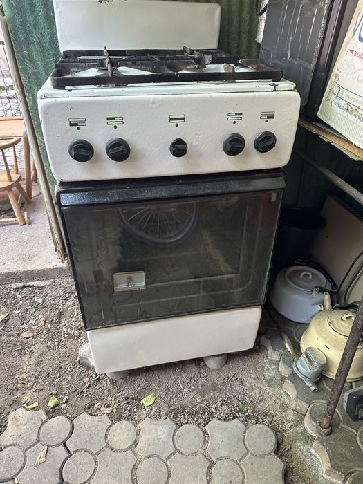 Srochniy zor gaz plita