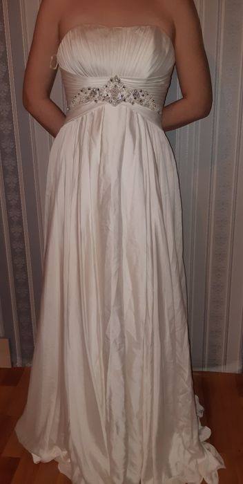 Продаю платье для принцессы