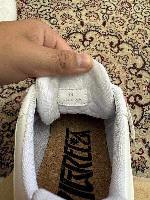 Супер кроссовки от Versace