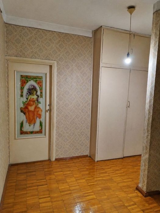 Юнусабад 15 метро Туркестан 2/2/4 балкон 2х6м 62м²