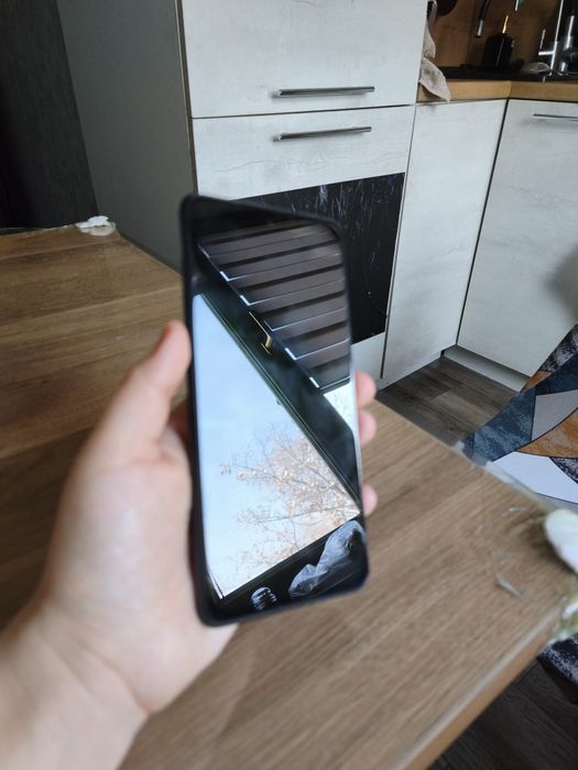 Продам Poco x3 pro