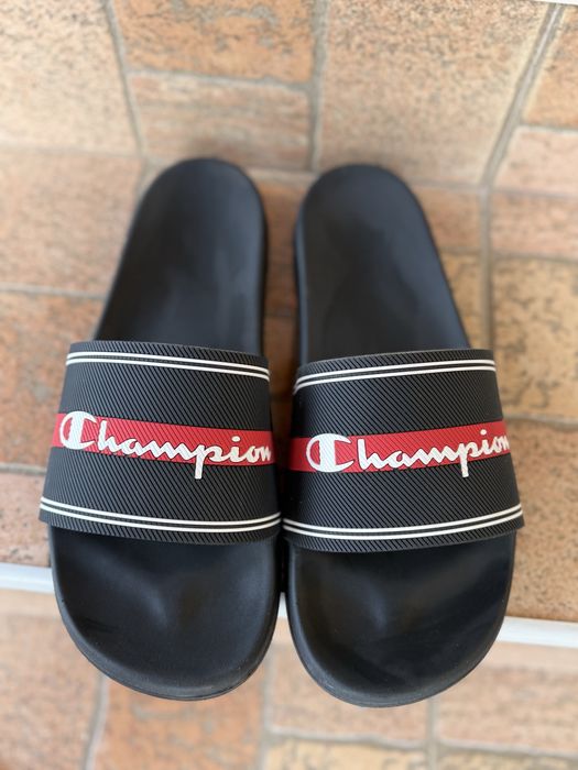 Чехли Champion нови меки и удобни
