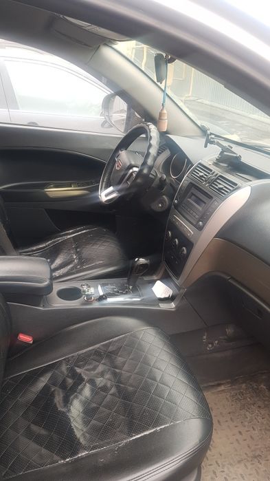 Авто джили эмграндх7