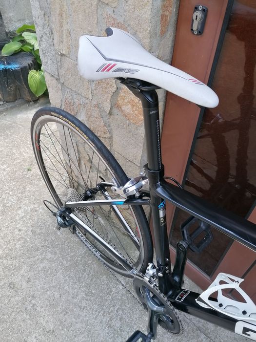 Шосеен GIANT, Shimano Tiagra 2*10