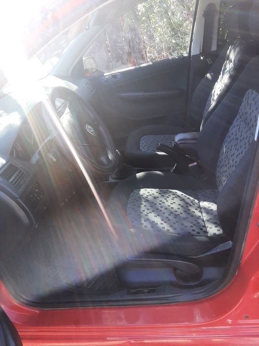 Vând mașină scoda fabia