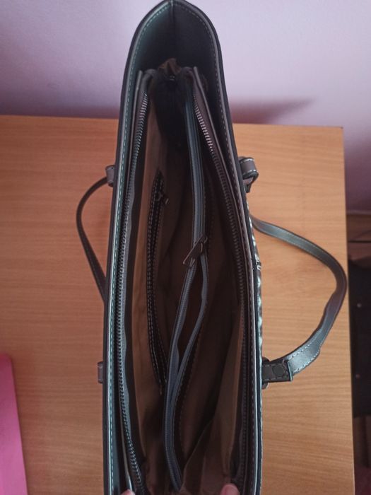 Страхотна дамска чанта