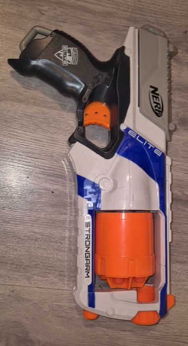 Автомат нерф, оригинал. Б/У. Elite, strongarm, n-strike