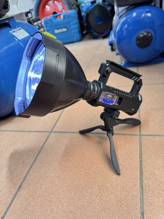 Lanterna Led pescuit cu trepied, acumulator si 4 moduri lumina