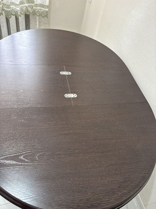 Продам стол диаметр 1,10