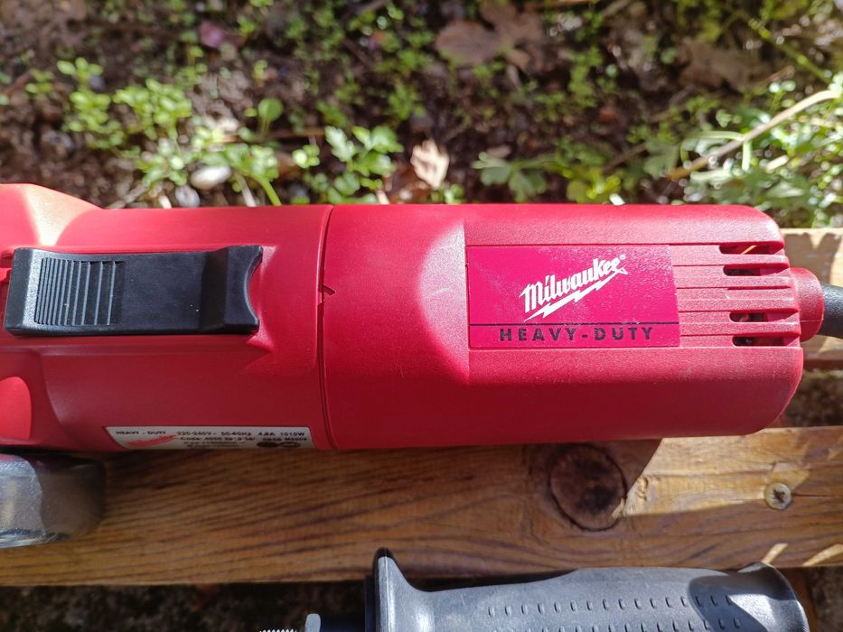 Milwaukee AG 10-125 ъглошлайф, 125 мм, 1010 W