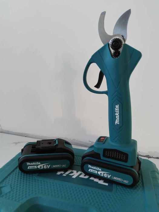 Акумулаторна Лозарска ножица Makita Макита 18V, 36V