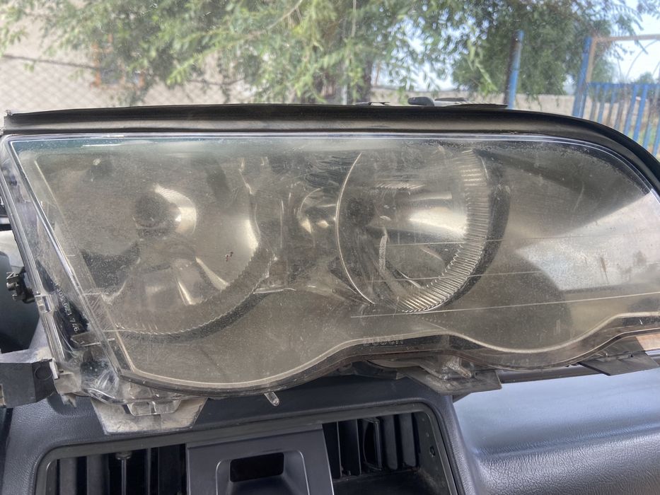 фара для BMW 3 серии (E46) правая сторона