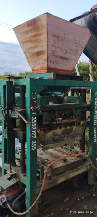 Пескоблочный аппарат