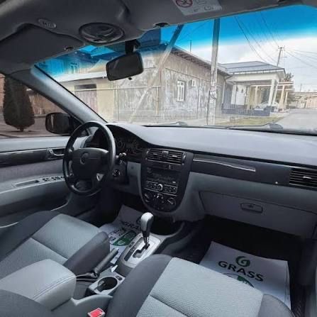 Gentra 2023 Elegant plus yangi holatda sotiladi