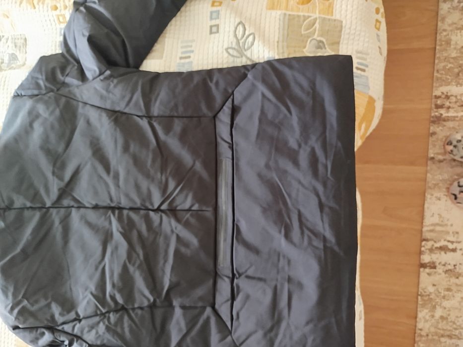 Чисто ново мъжко яке + подаръци