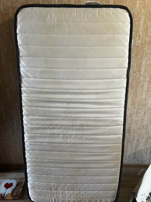 Отдам матрас 80х160