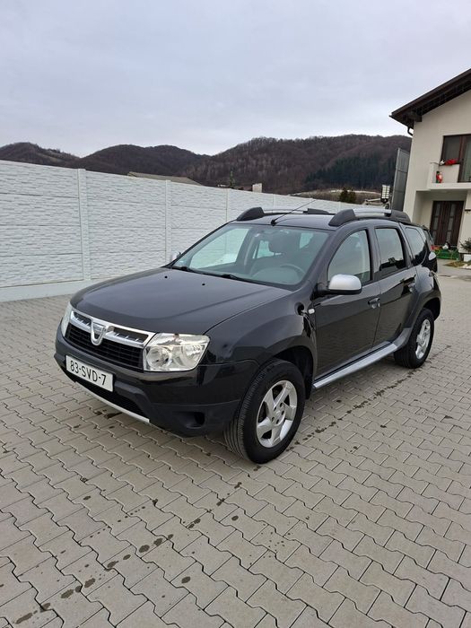 Dacia duster 4x2 2011 luna 12
