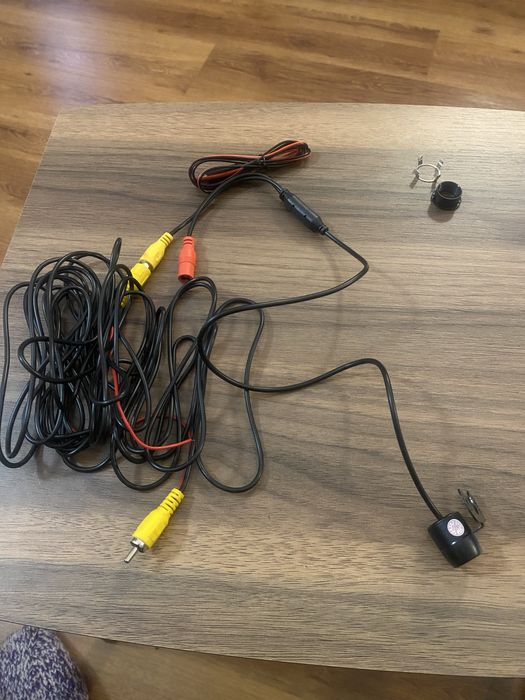 Продавам камера за мултимедия