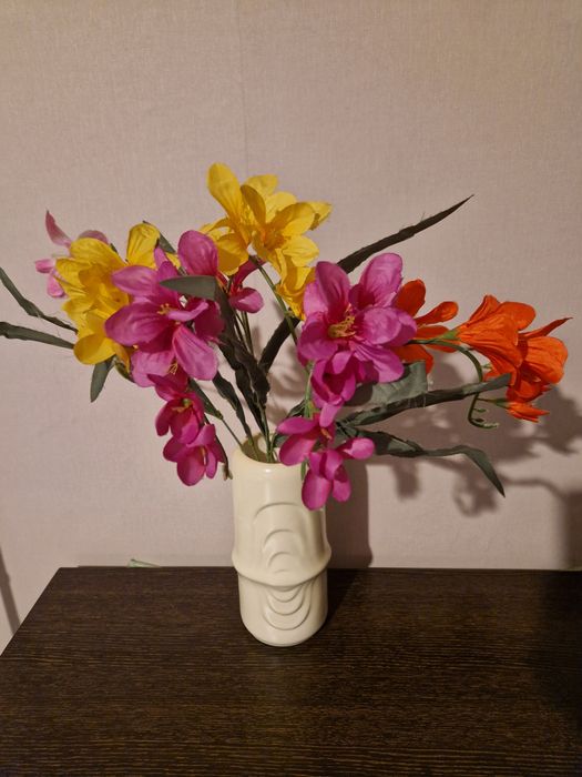 Изкуствени цветя за декорация