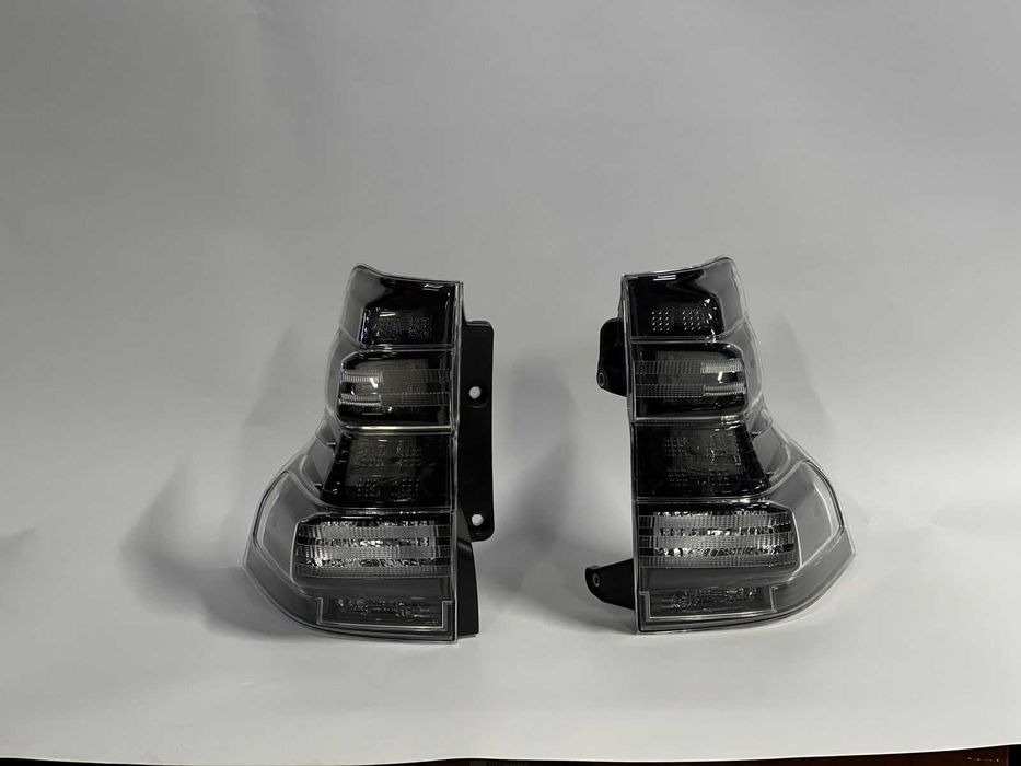 Задний фонарь на Prado 150