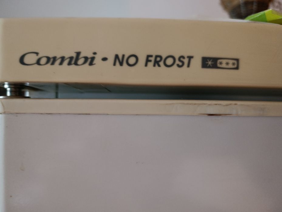 Хладилник  Goldstar 40 €