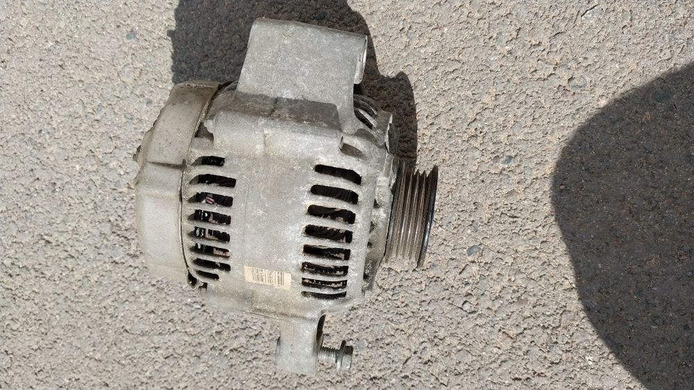 Генератор на Тойота Марк 2