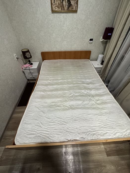 Продам двухспальную кровать