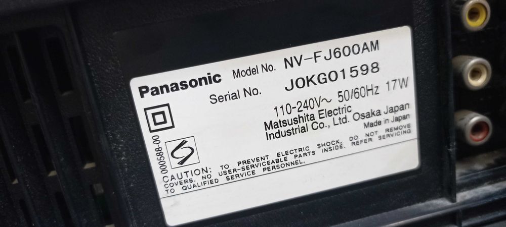 Panasonic NV-FJ 600 — это стереофонически
