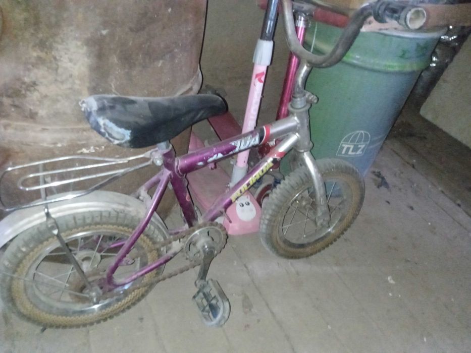 Bolalari velosipedi sotiladi