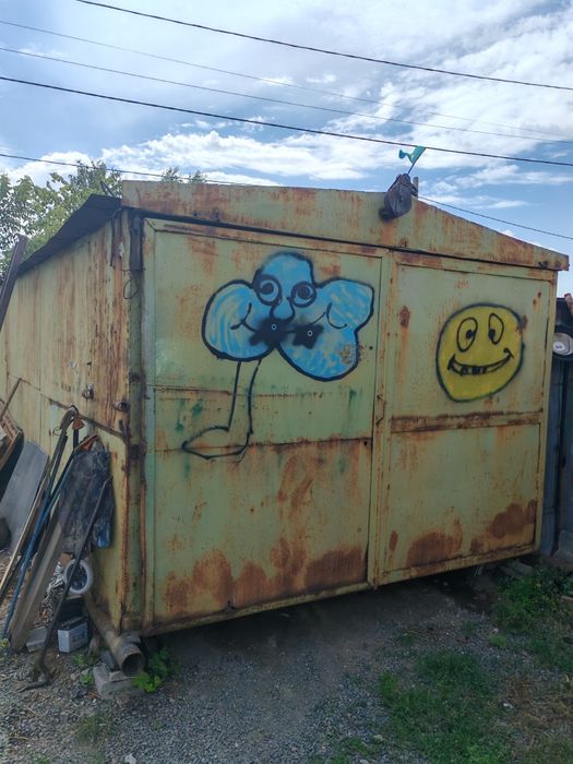 Продам гараж без пола