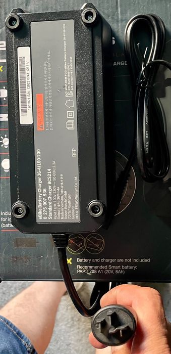 Incarcator bosch 2A smart