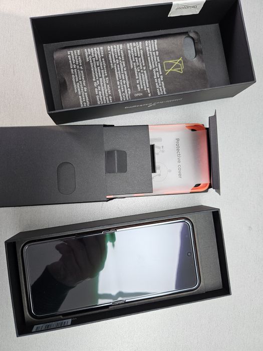 Motorola razr 50 256GB