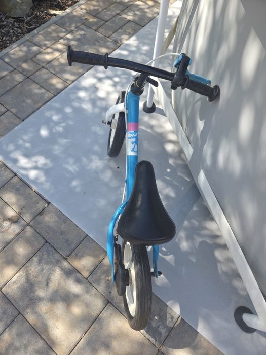 Vând bicicleta fara pedale (echilibru)Btwin Dechatlon