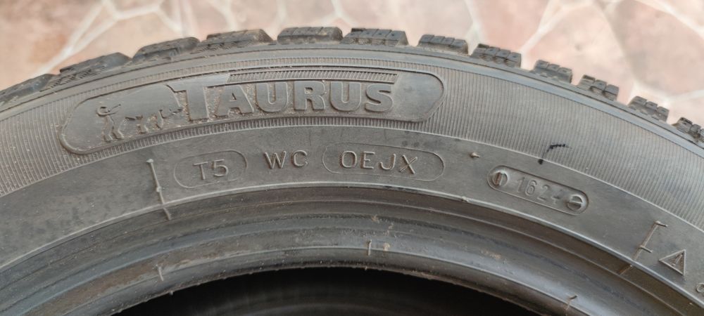 Taurus 205/55/16 94H XL