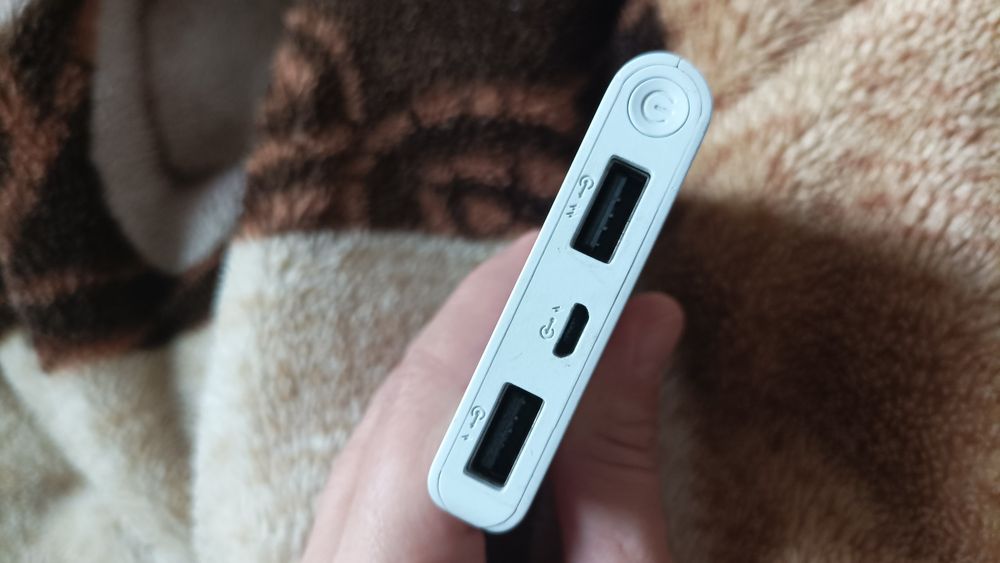 Power Bank Повербанк GERFFINS  оригинал с ёмкостью 10000 мАн