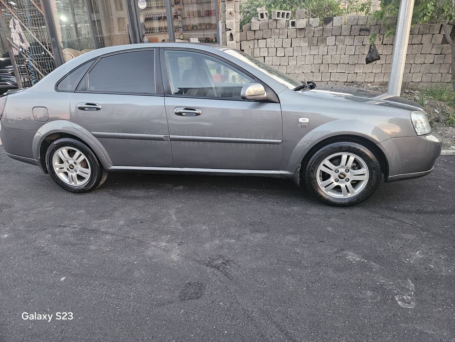 Laseti 1.8 sotiladi