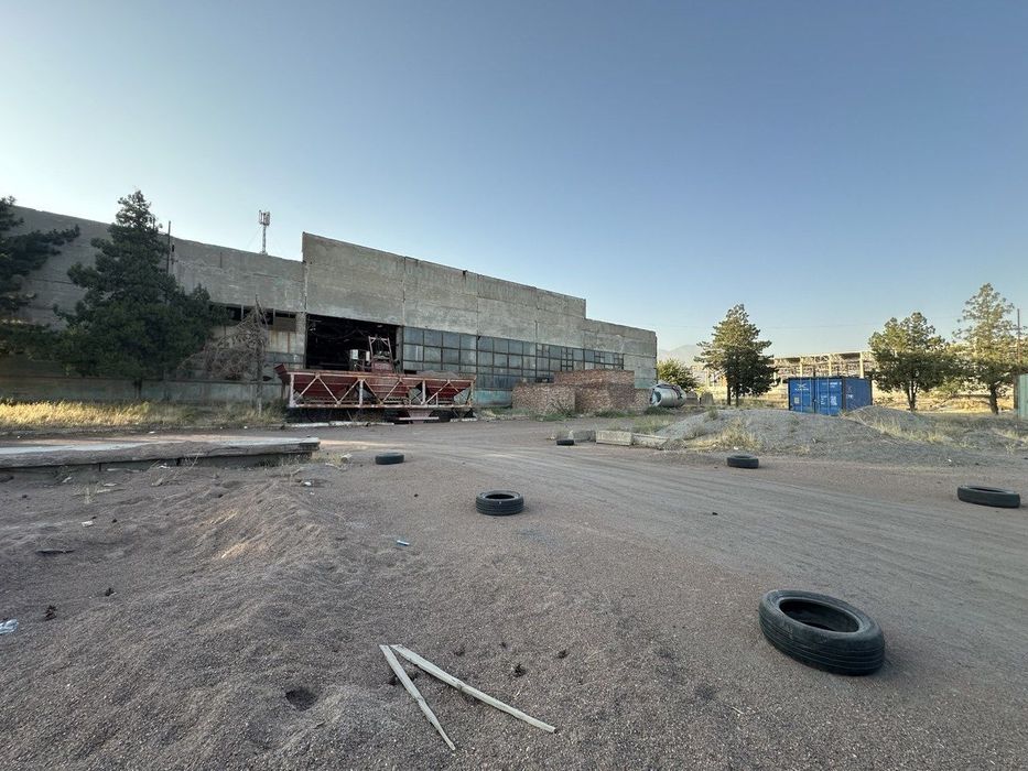 Продается территория 5,8 Га под логистику, первая линия, город Ангрен